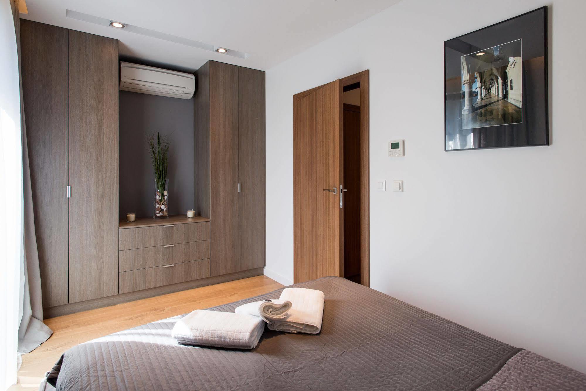 Modern Apartment By Wawel Castle Krakau Exterior foto